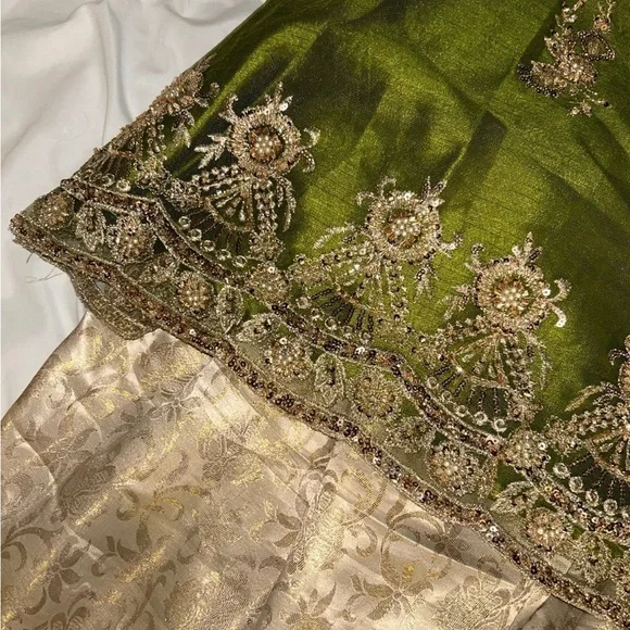 Elegant Green and Gold Embroidered Indian Pakistani Outfit - Picture 2 of 7